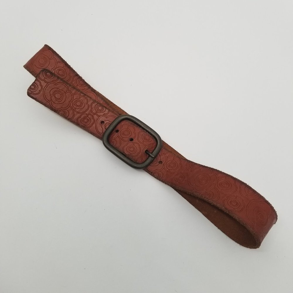 Vintage GAP | Embossed Distressed Tan Leather Belt